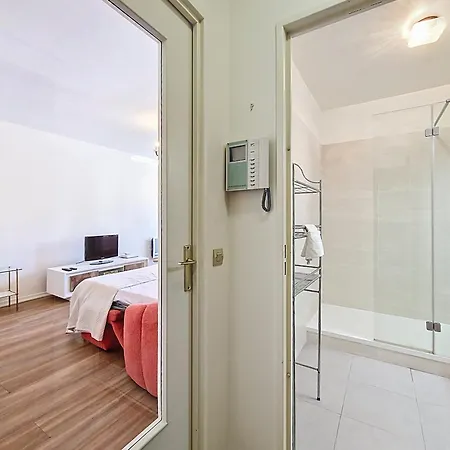 Nestor&jeeves - Renoir - Location * Nice