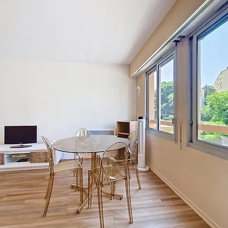 Nestor&jeeves - Renoir - Location Apartman *